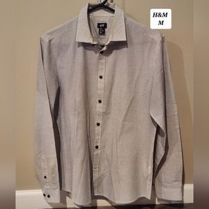 MEN Medium Button Down Shirt H&M